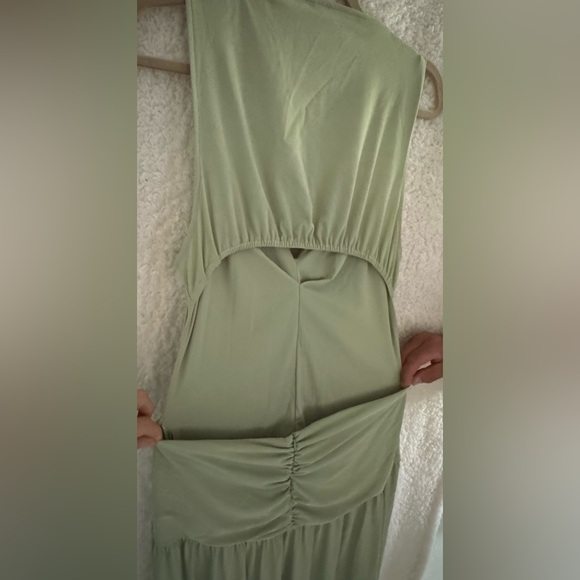 NWT Zara Light Green Ruched V-Neck Long Dress - Picture 8 of 10